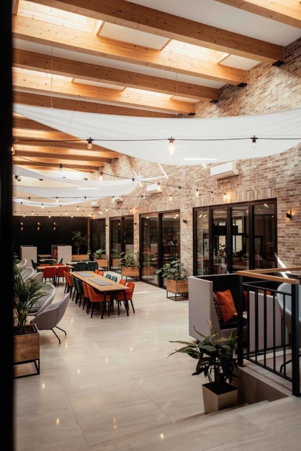 Hotel Angie Пущиково Екстериор снимка